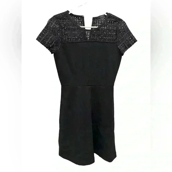 - J Crew Black Dress Size 00. Sheath Dress with Eyelet around Neck. Soo Cu… - Picture 1 of 5